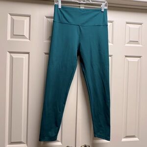 Zobha ankle length high waisted deep green leggings